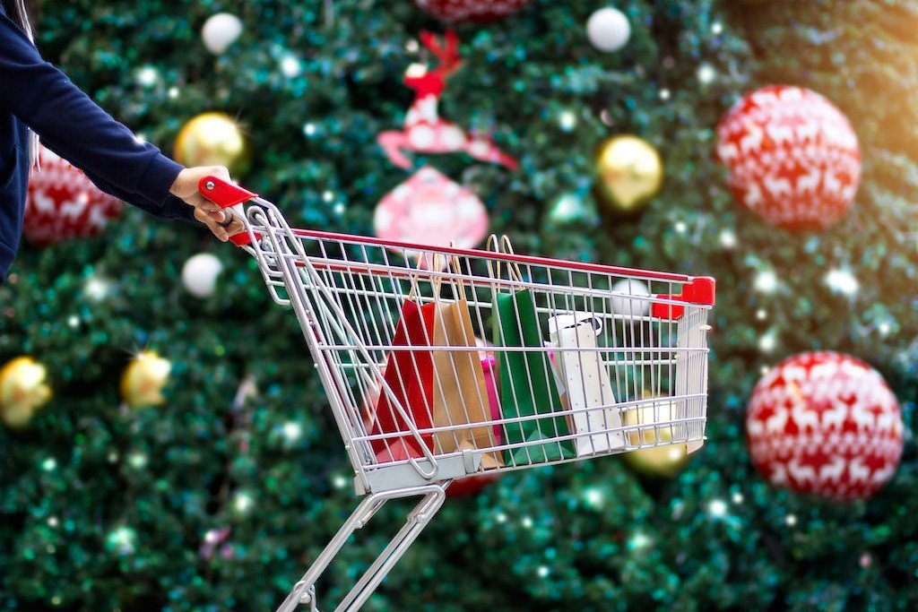 Analiză Frames. Febra cumpărăturilor de Crăciun, boost semnificativ pentru piața bunurilor de larg consum