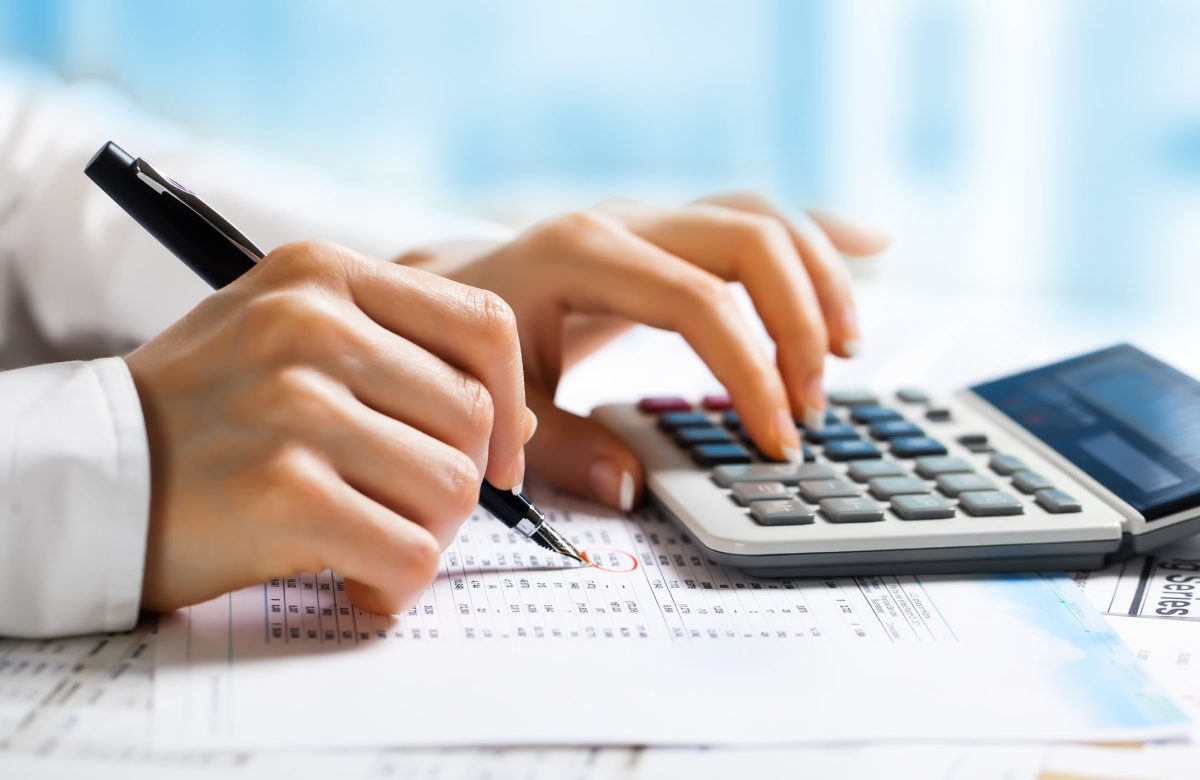 Comerț internațional. Fără strategii de hedging, pierderile generate de riscul valutar pot fi majore