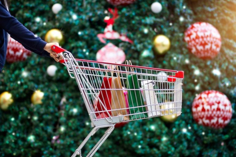 Analiză Frames. Febra cumpărăturilor de Crăciun, boost semnificativ pentru piața bunurilor de larg consum