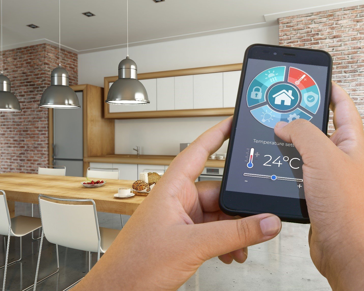 Barometru Frames & Factory 4.0. Pandemia a crescut dependența de smartphone-uri. Românii, din ce în ce mai conectați cu obiectele “smart”: casa, mașina, ceasul