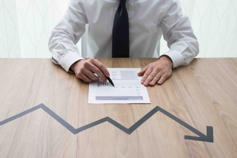 Analiză Sierra Quadrant. Pericolul companiilor ,,zombie’’ se extinde în economie